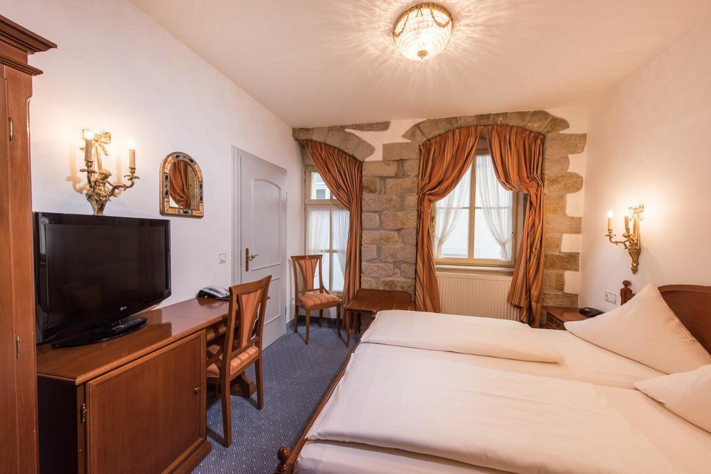Hotel Goldener Loewe Meissen Bagian luar foto