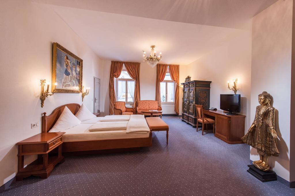Hotel Goldener Loewe Meissen Bagian luar foto