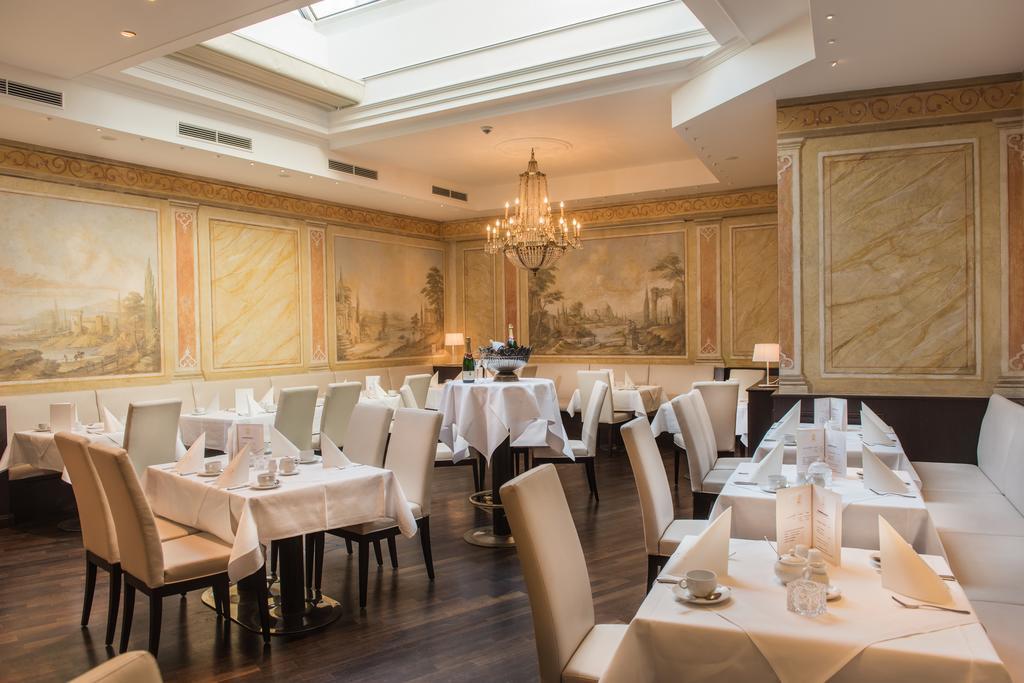 Hotel Goldener Loewe Meissen Bagian luar foto